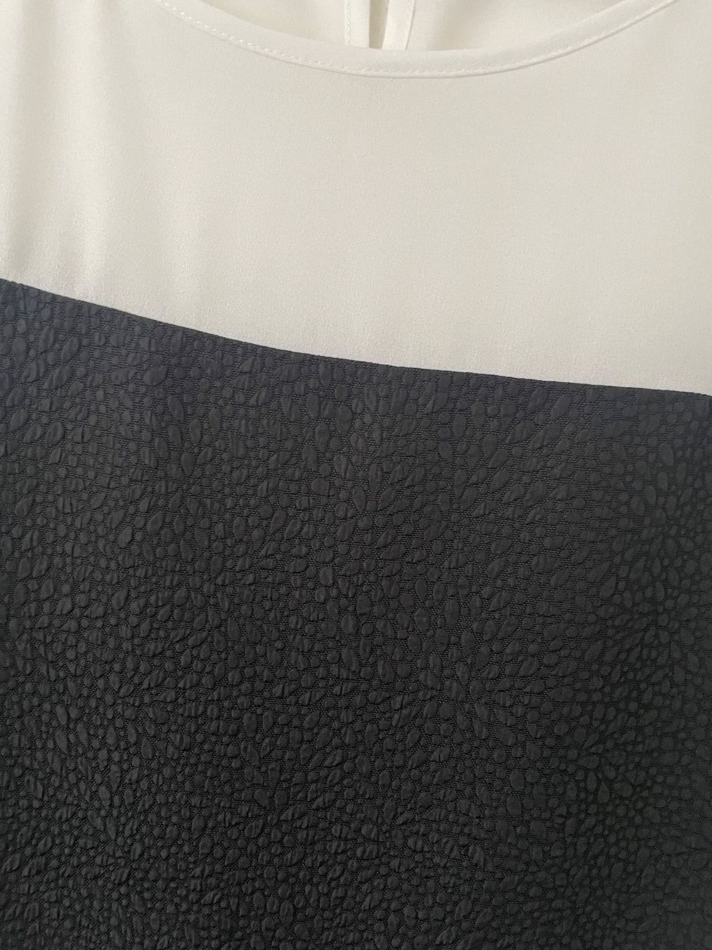 Camicette: Bluse esprit schwarzweiss Gr. 36 – Usato da Schmitten FR venduto da ancaob 1