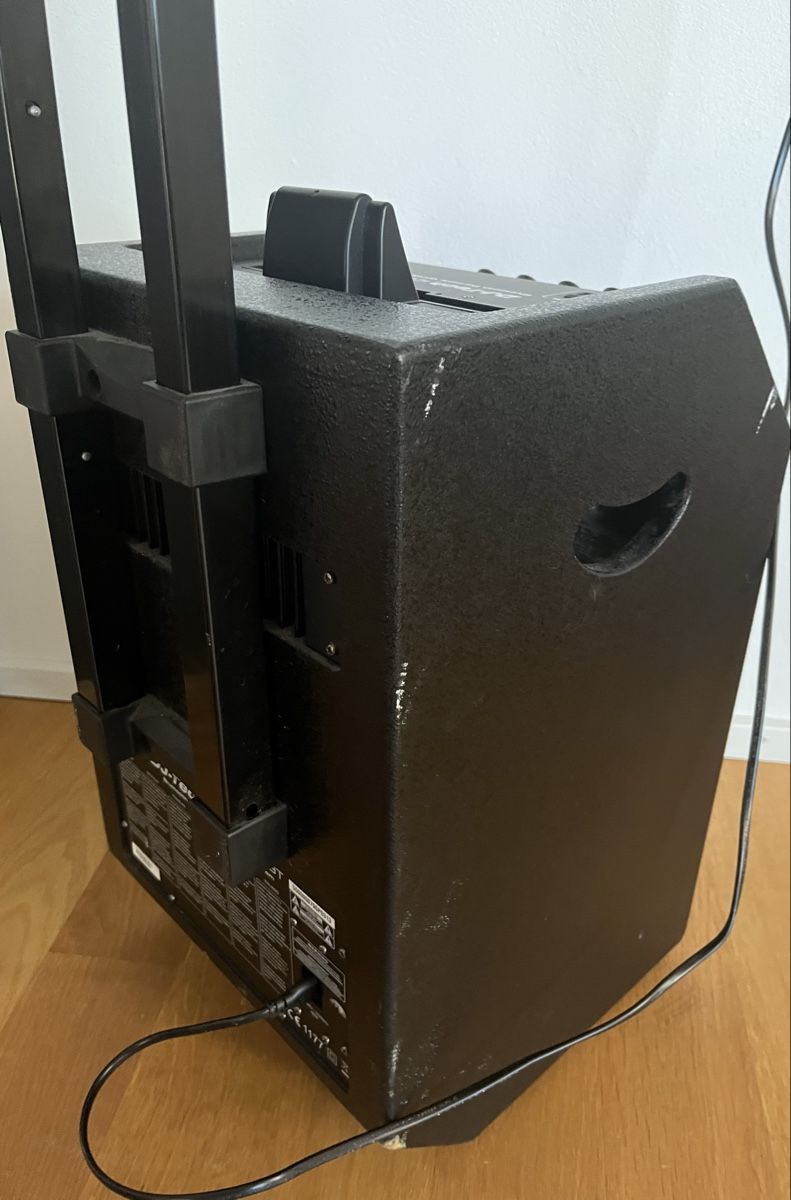 Dj-Tech Casse acustiche: DJ-Tech Cube 95 Bluetooth – Usato da Täuffelen venduto da  2