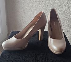 Tamaris Pumps, Perlrosa, Gr. 40, NEU!