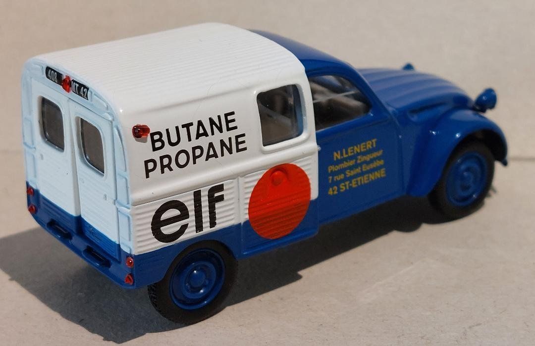 Norev Modellautos: Citroën 2CV  -  AZU - ELF - Norev - 1/43 – Gebraucht aus Delémont von Domdom1 1