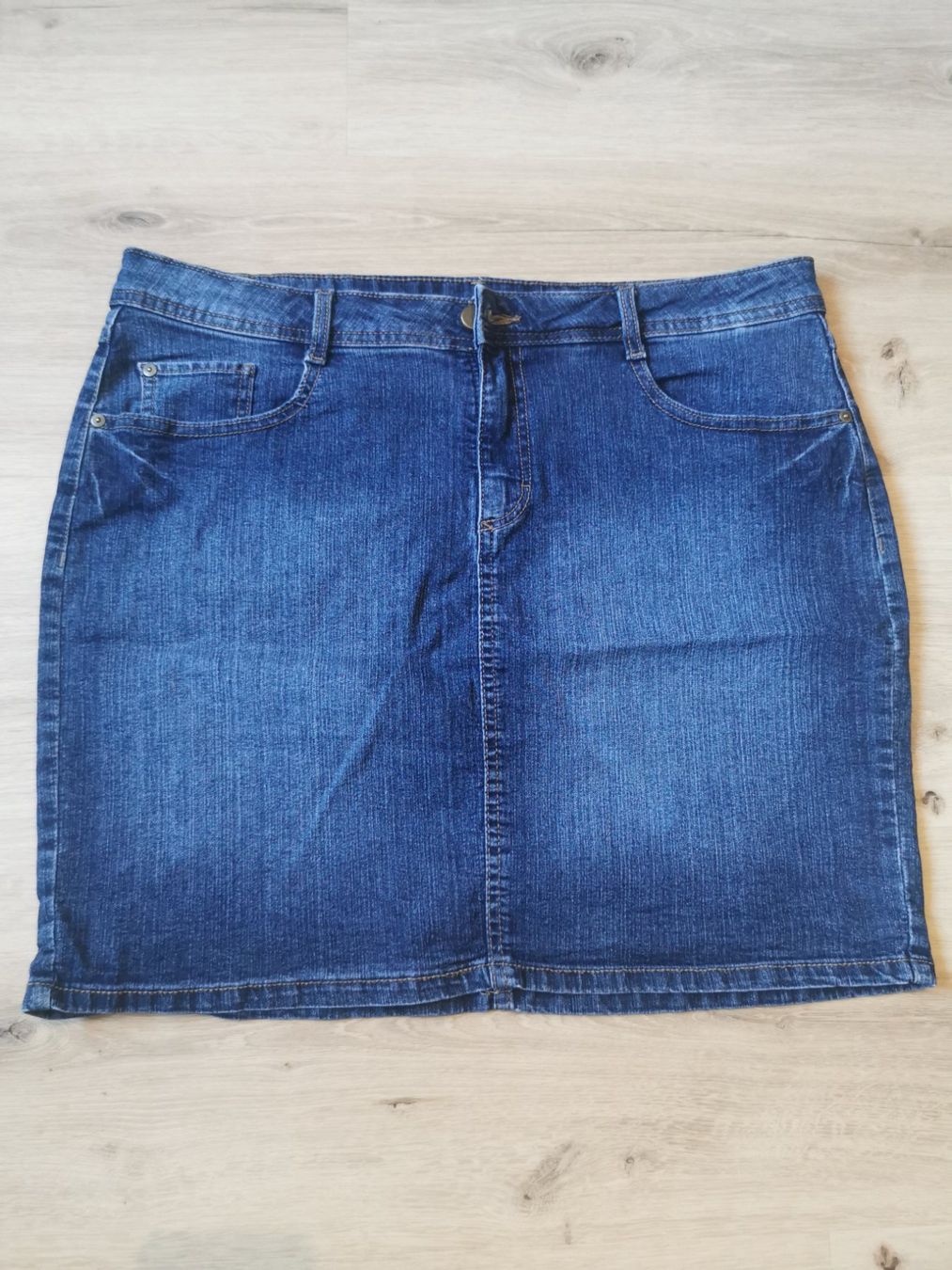 C&A Gonne: Damen Jeanrock Knielang – Usato da Grosswangen venduto da Weidhof6