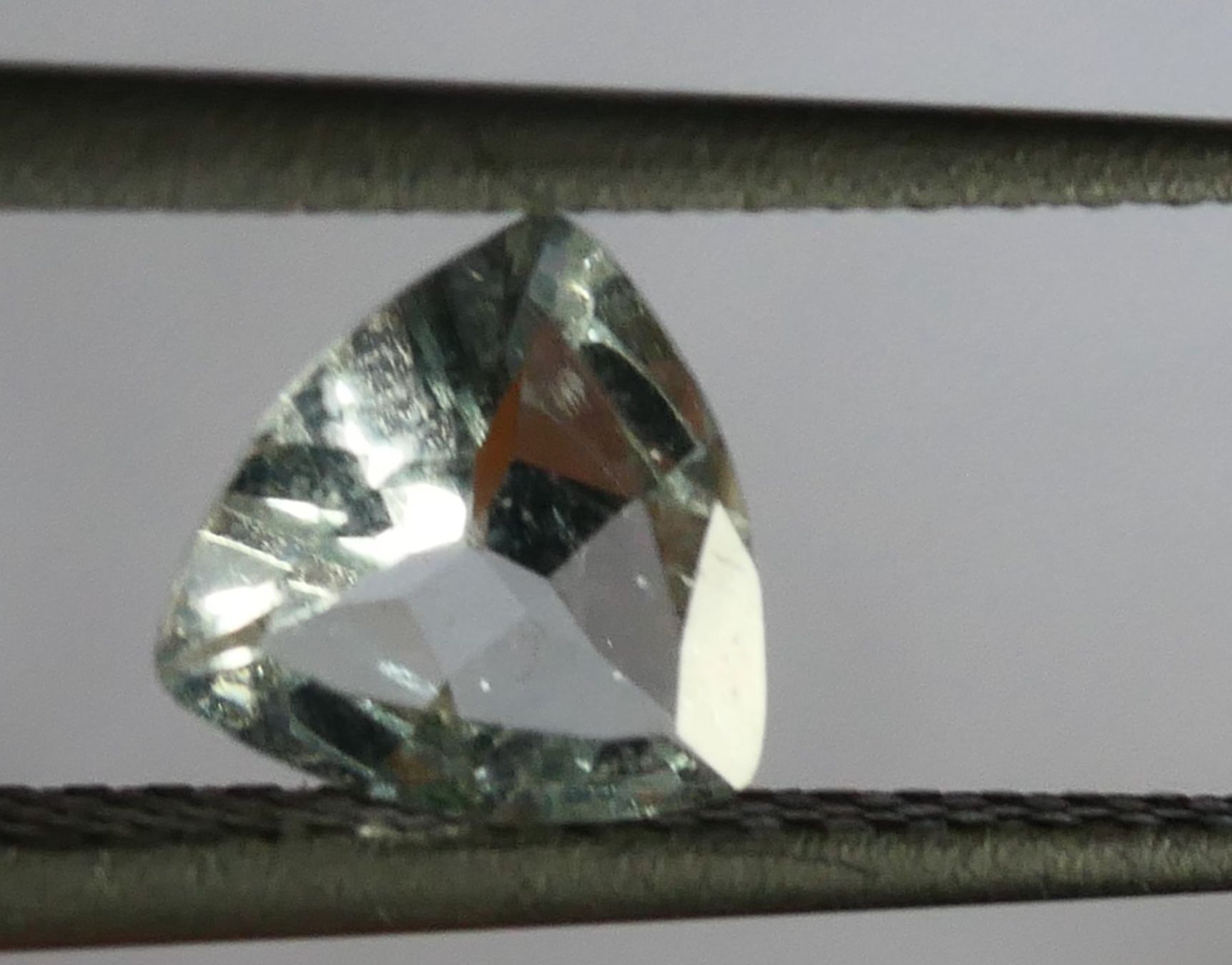 Pietre preziose: Aquamarin 0.49 ct. – Nuovo e nell'imballaggio originale da Diegten venduto da marcel3891