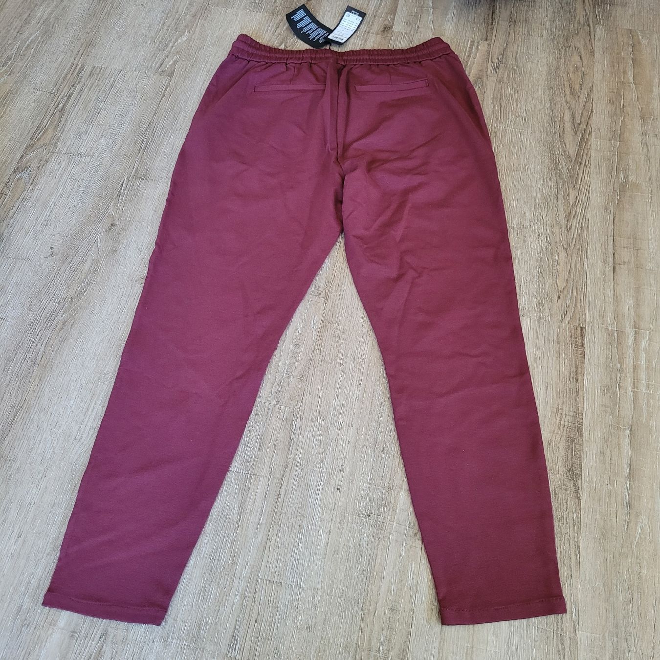 Pantaloni: weinrote lange Stoffhose L/32 neu – Nuovo (secondo la descrizione) da Niederbuchsiten venduto da klengyel 4