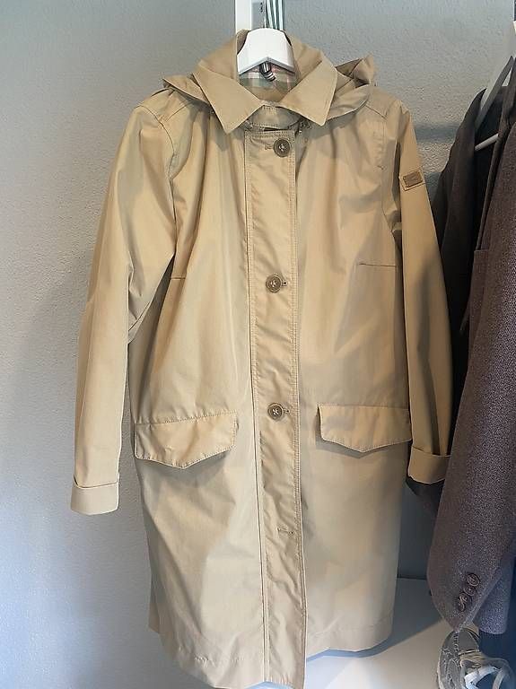 Mäntel: Parka/ Mantel Camel Active – Gebraucht aus Hausen AG von Sinetta