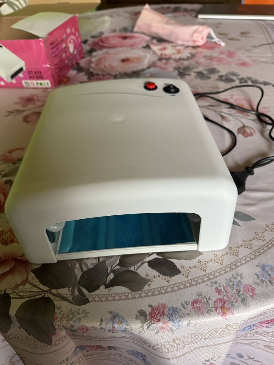 Lampade: Fingernagel Lampe und weiteres – Nuovo (secondo la descrizione) da Sissach venduto da Midha 1