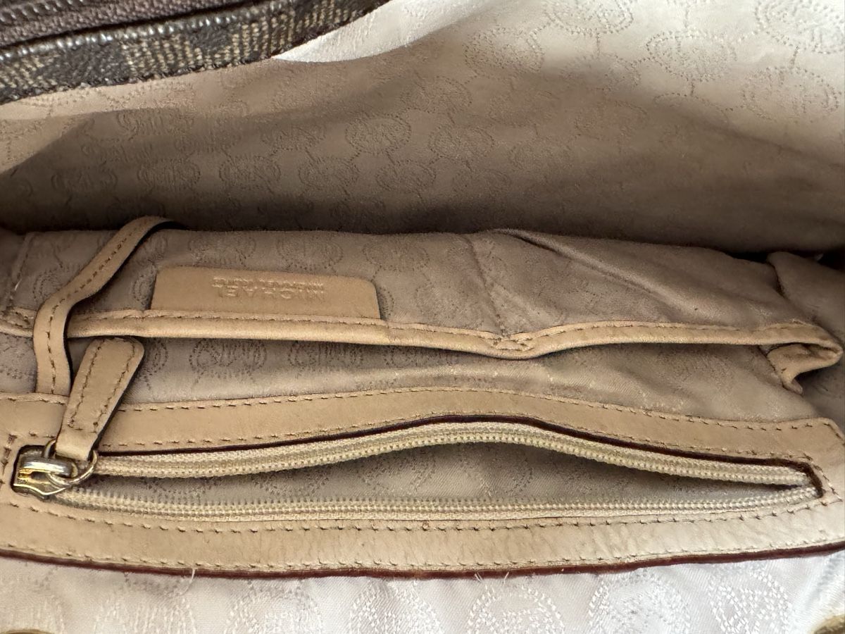 Michael Kors Borse: Michael Kors bag – Usato da Zürich venduto da reg_vvr6 6