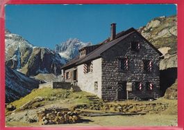 ETZLIHÜTTE SAC 2052m MIT SUNNIG WICHEL