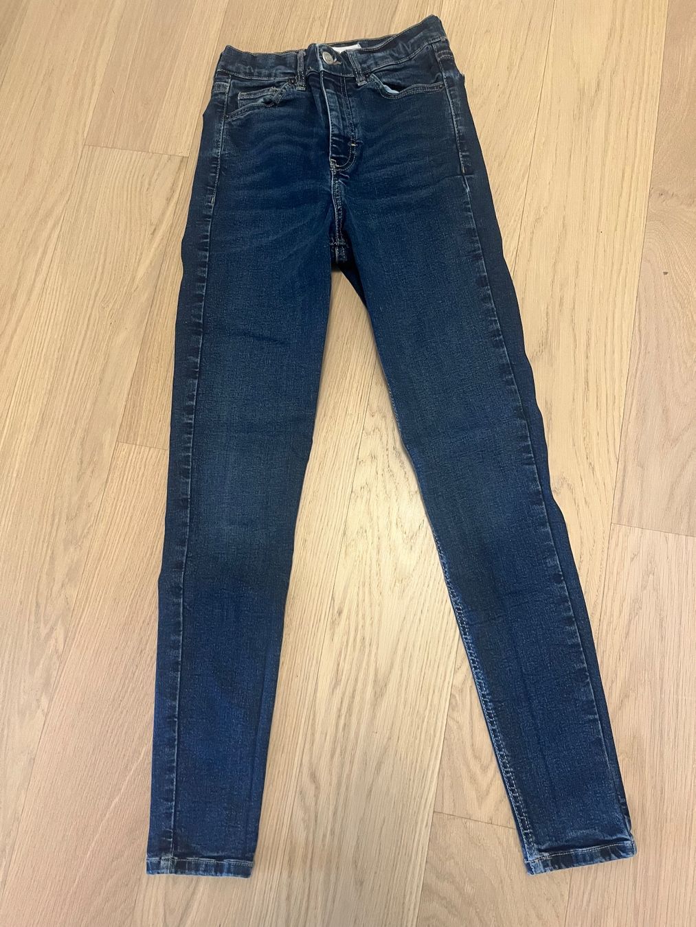 Topshop Jeans: Topshop Jeans, Grösse W26/L32 – Gebraucht aus Bonstetten von Savannah7