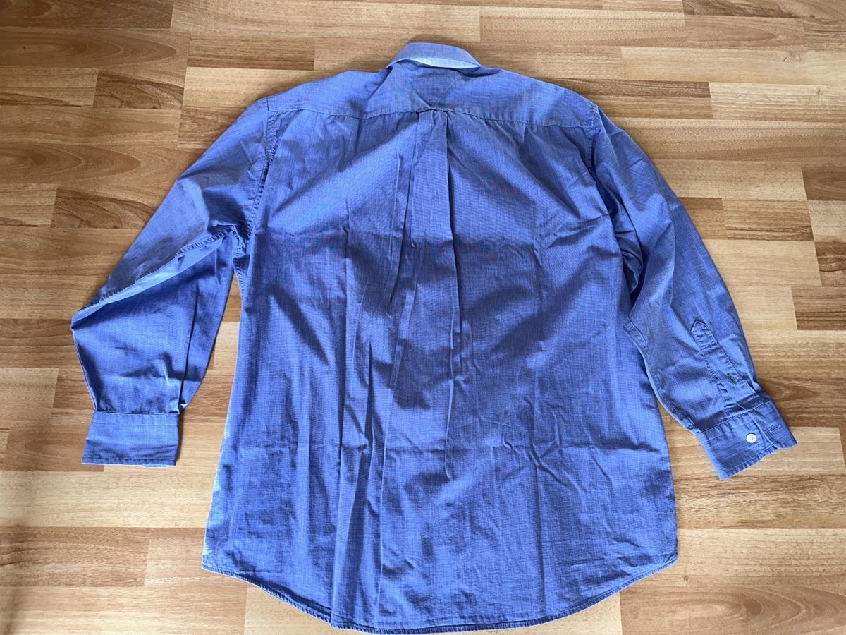 Tommy Hilfiger Camicie: Tommy Hilfiger Hemd Gr. 15-32 blau einf. Brustweite 60cm – Usato da St. Gallen venduto da mai_2lcj 1