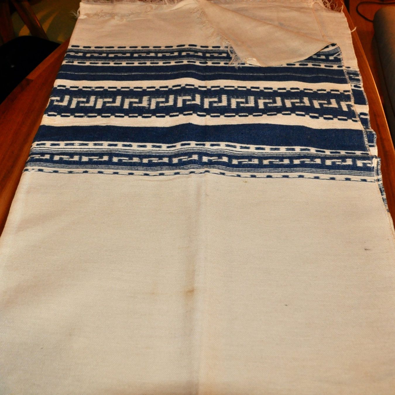 Decken: Jolie couverture en lin blanc et bleue – Gebraucht aus morges von Kus.design