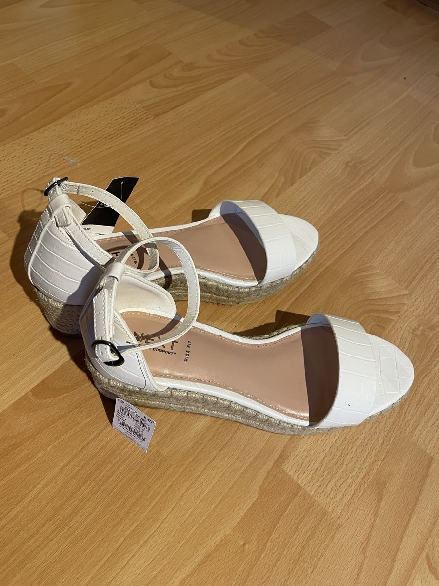 Next Damenschuhe: Sandale – Neu (gemäss Beschreibung) aus Mörschwil von laseme 1