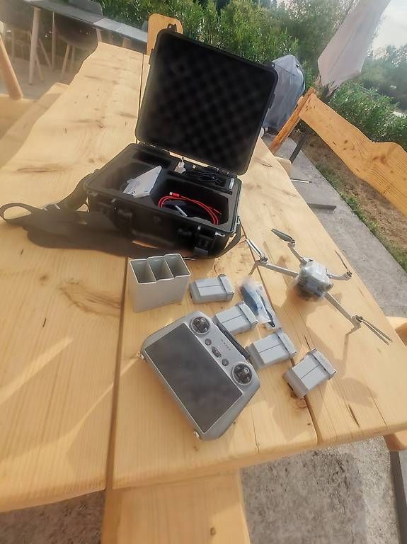 DJI RC Kits de montage: Drone DJI 4 pro – D'occasion à Salavaux par phi_g8r2 1