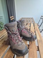 Hochwertige LOWA Wanderschuhe mit GORE-TEX und Vibram-Sohle