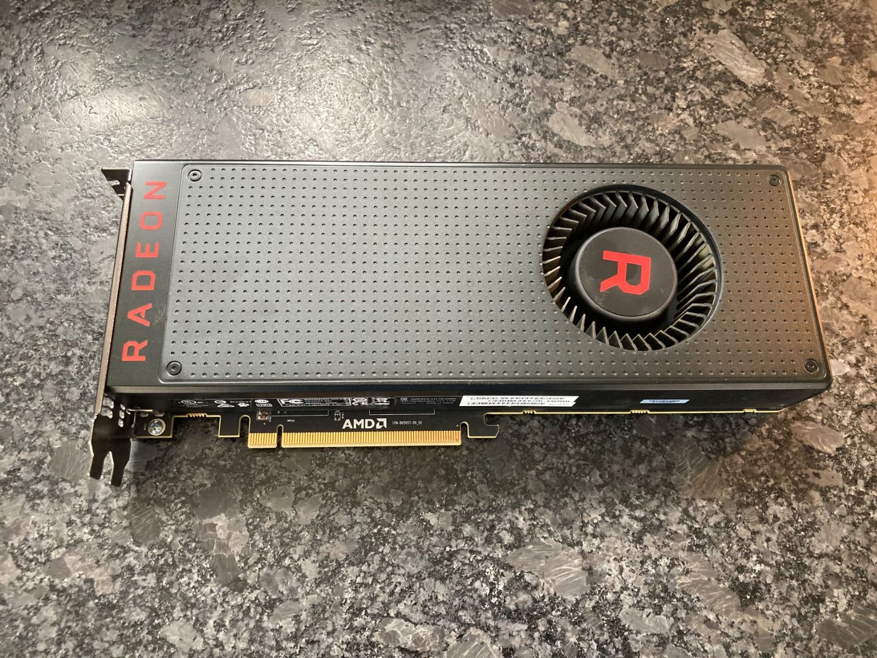 Amd Schede grafiche: Sapphire Radeon Vega 56 – Usato da Kleinwangen venduto da Suelei83