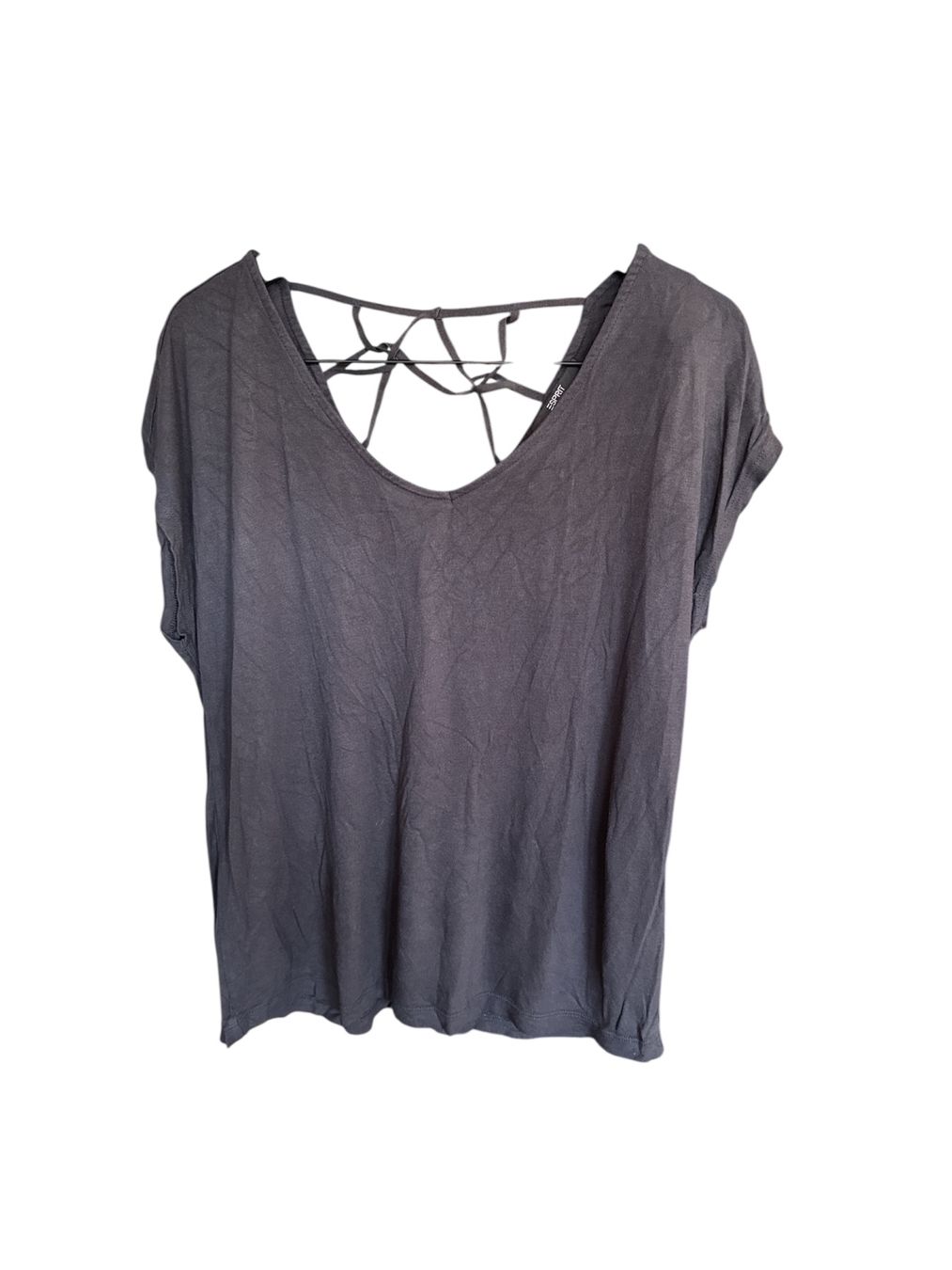 Esprit T-shirt: Esprit T-shirt dos croisé - Taille M – Usato da Vuisternens-Romont venduto da gol_xp6p 2