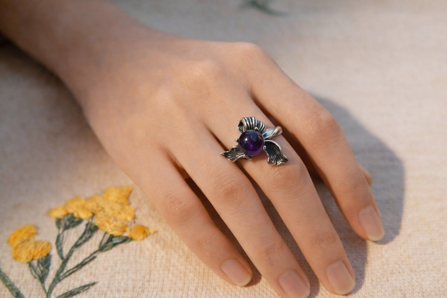 Anelli: NEW - S925 Amethyst Ring (Adjustable) – Nuovo (secondo la descrizione) da Zürich venduto da cin_wcf6 6