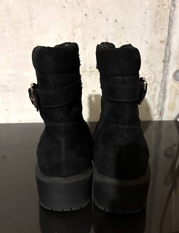 Chaussures femmes: Bottine – D'occasion à Fortunau (Ayent) par CicciStore 1