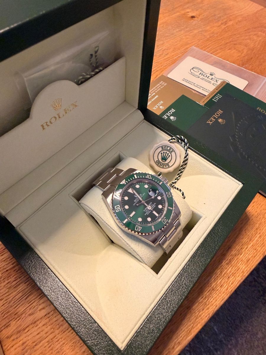 Rolex Uhren: Rolex Submariner Hulk Certified Pre-Owned Fullset – Gebraucht aus Pieterlen von Tommy_711 3