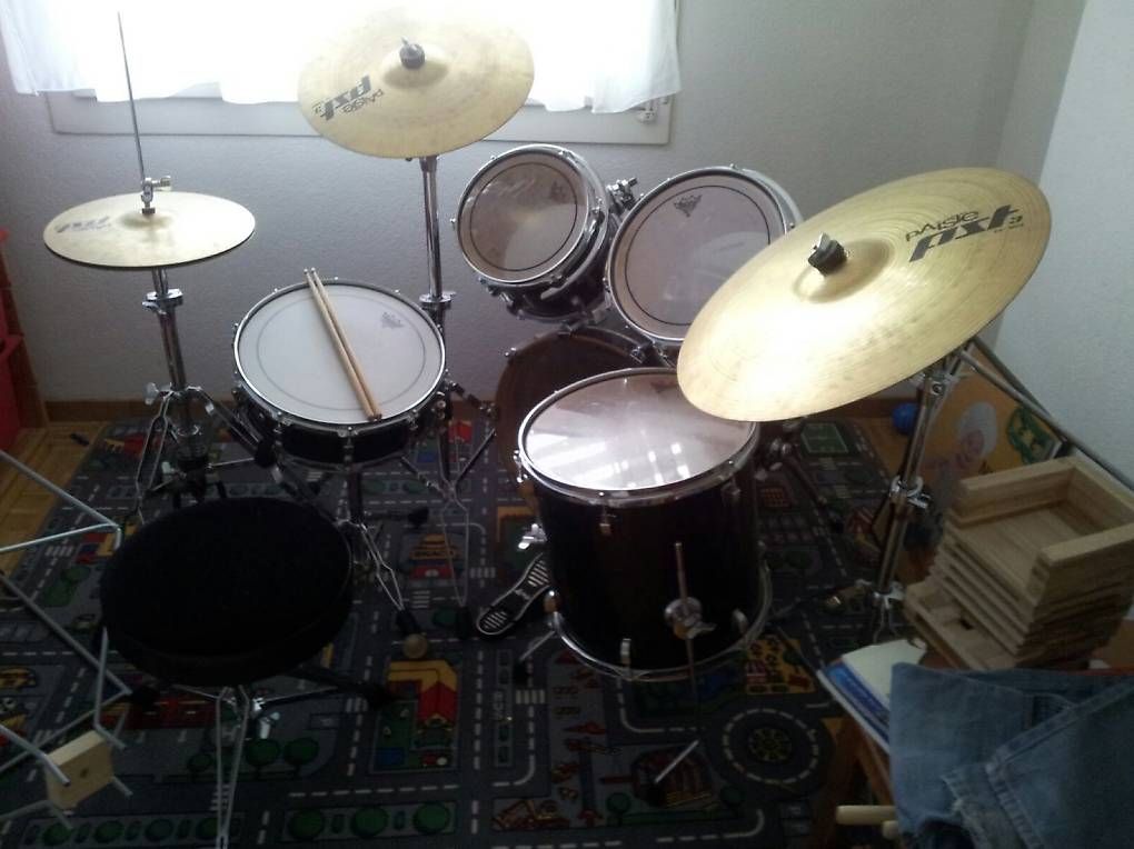 Strumenti musicali: Schlagzeug LUDWIG – Usato da Sarnen venduto da 1ro2si3ma 2