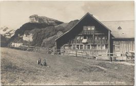 LANDWIRTSCHAFT/BAUERNHAUS 1910 mit Ebenalp AI