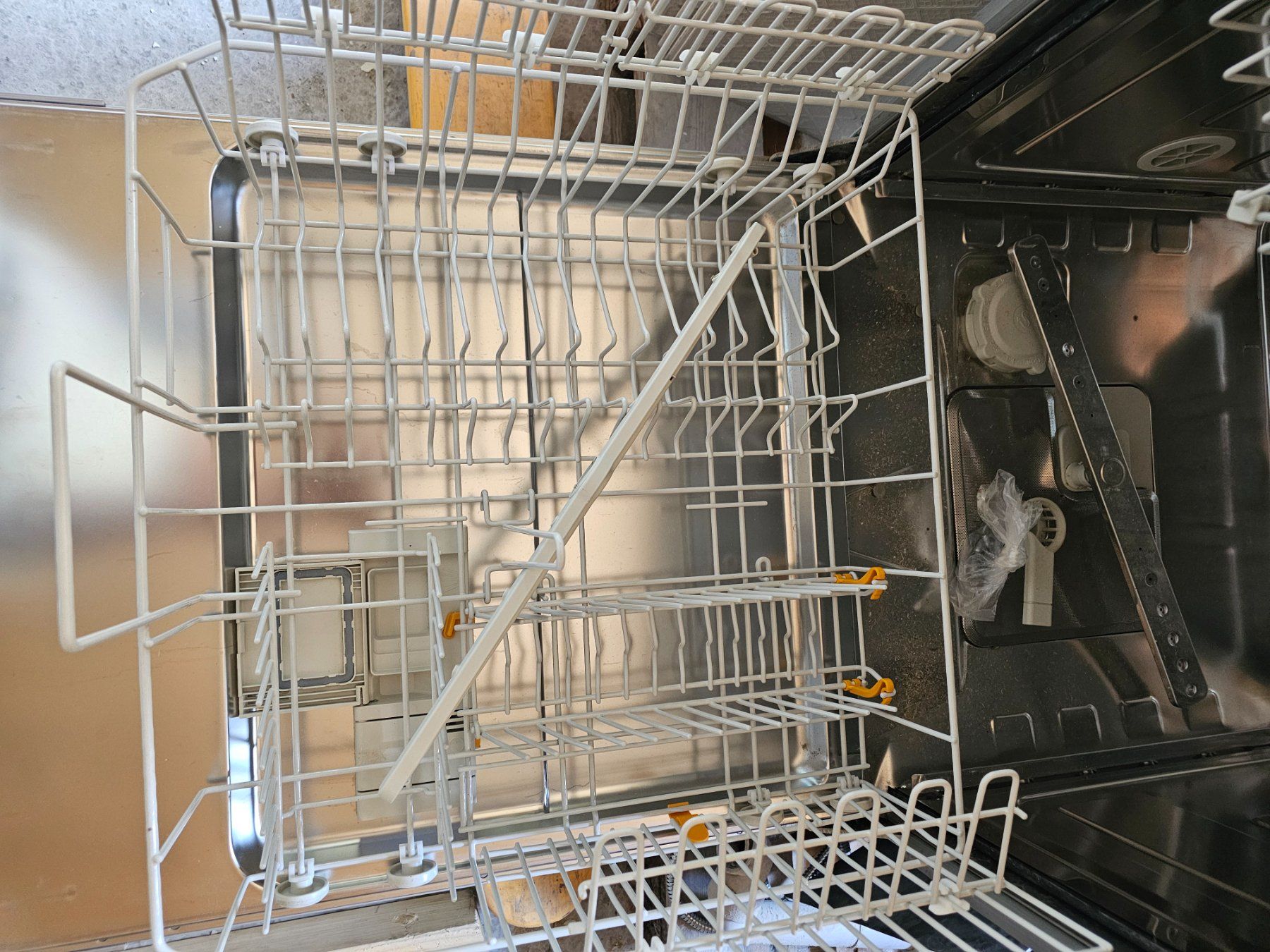 Miele Lavastoviglie: Miele Geschirrspüler G 2432-60 SCi – Usato da Mols venduto da mima61 5