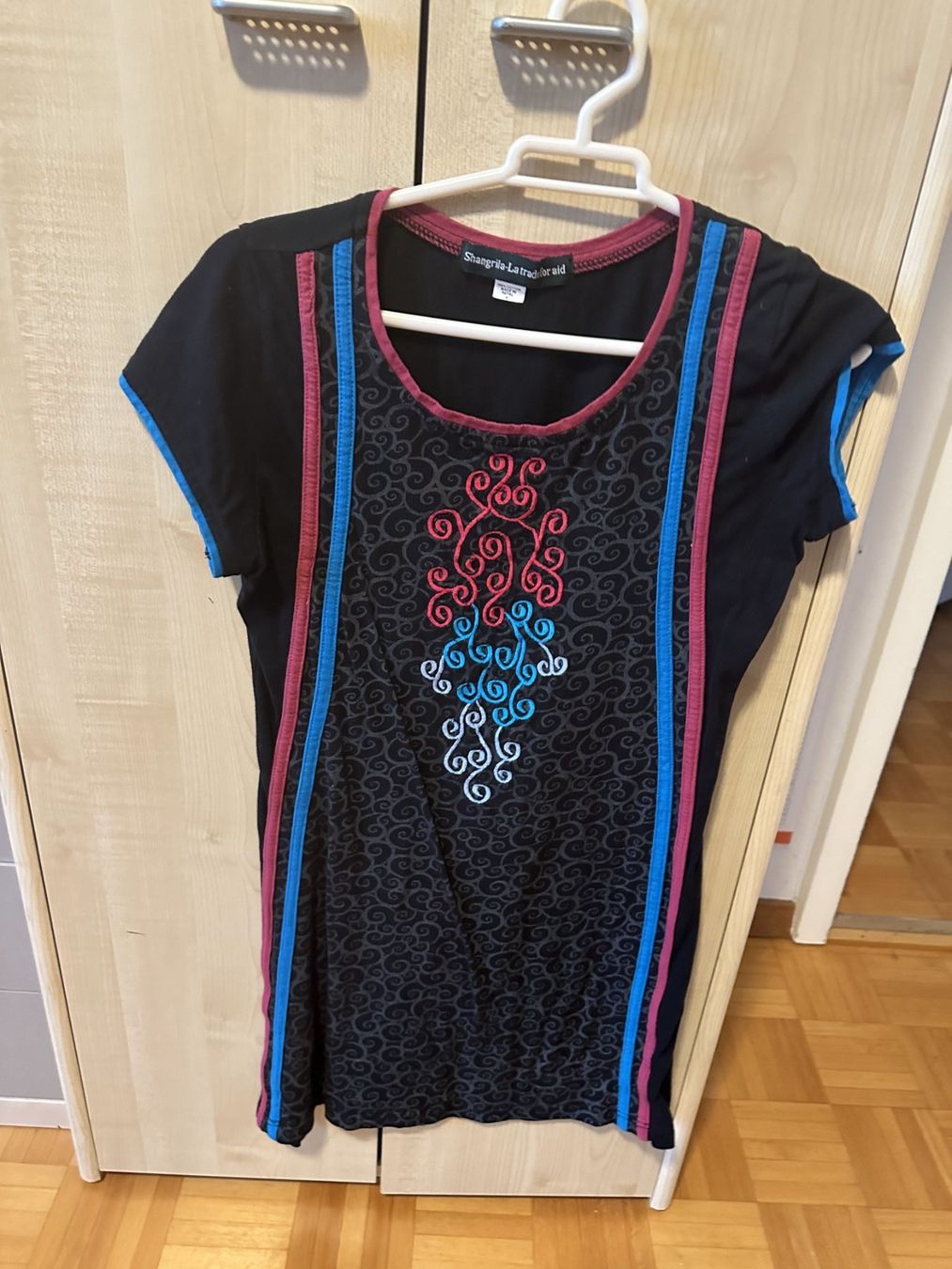 Vestiti: Shangrila Kleid "La trade for aid" – Usato da Thalwil venduto da Maricortin 1