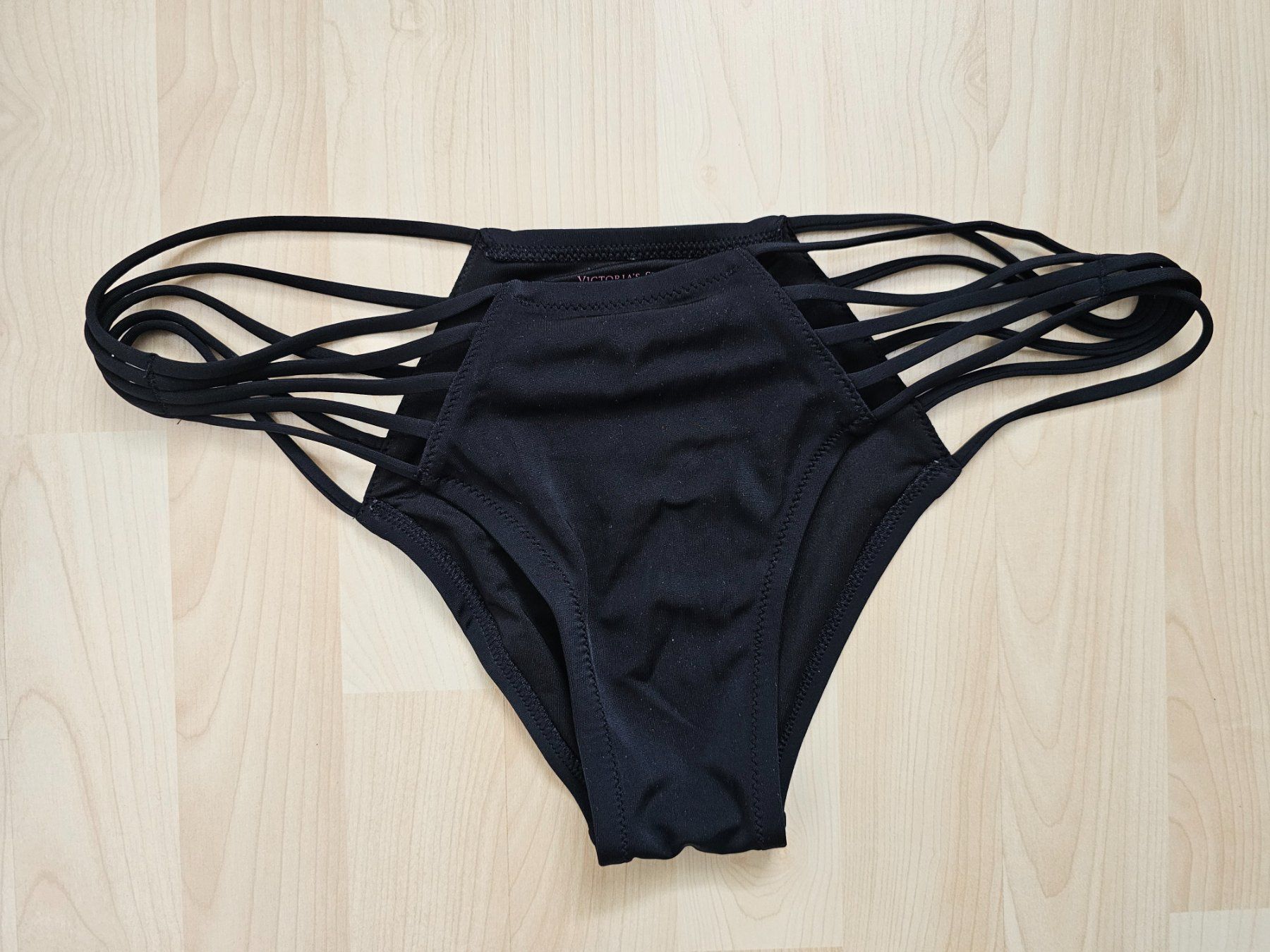 Victoria's Secret Costumi da bagno & Bikini: Victoria's Secret Bikini Gr 36C / L – Usato da Birr venduto da V-K 3
