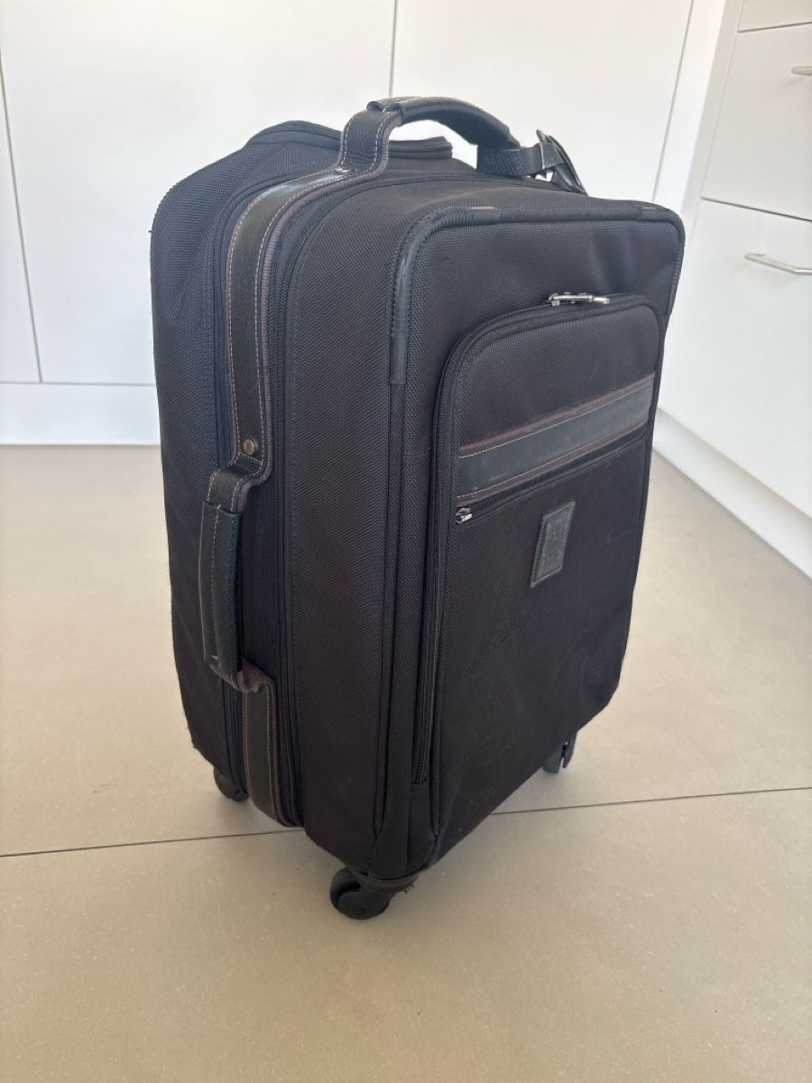 Longchamp Reisekoffer: Koffer Longchamp Schwarz / Teleskopgriff defekt – Defekt aus Zürich von ckopetz 1