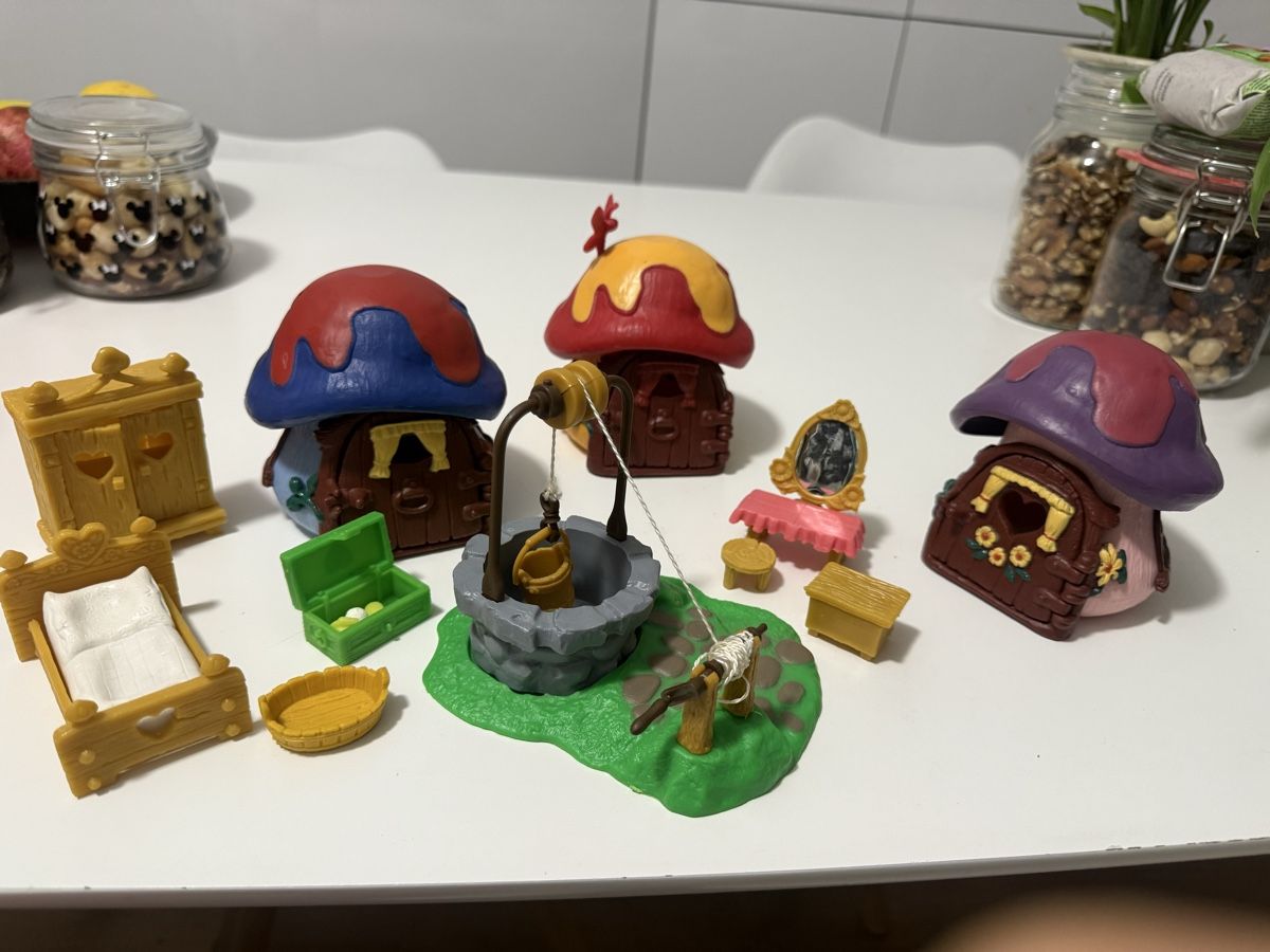 Schleich Figuren: Alte Schlumpf Häuser von Schleich  – Gebraucht aus Zürich von Sashkica 1