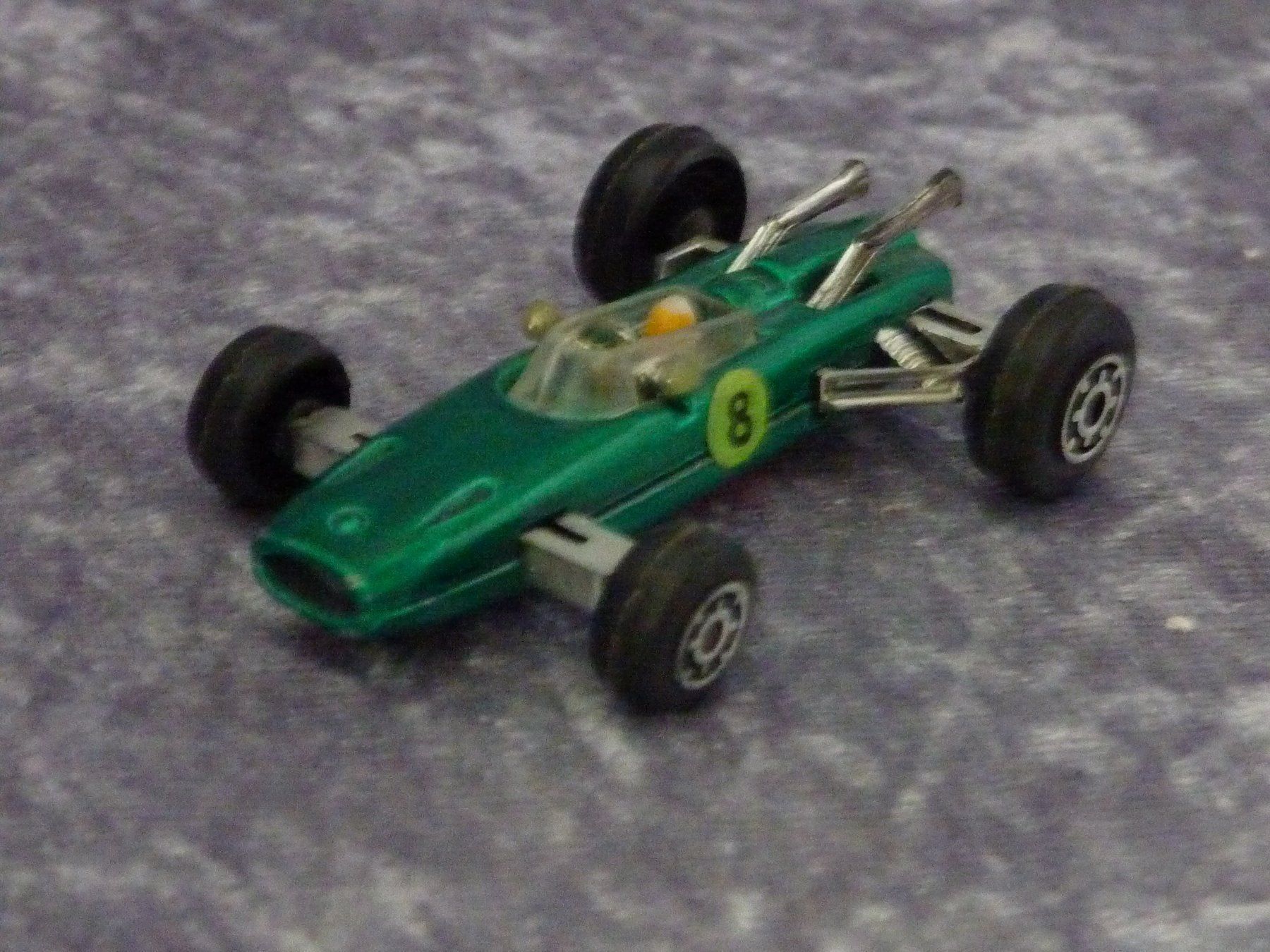 Modellini d'auto: B.R.M.H16 F.1  1:64 – Usato da Dürrenäsch venduto da modellautos4you