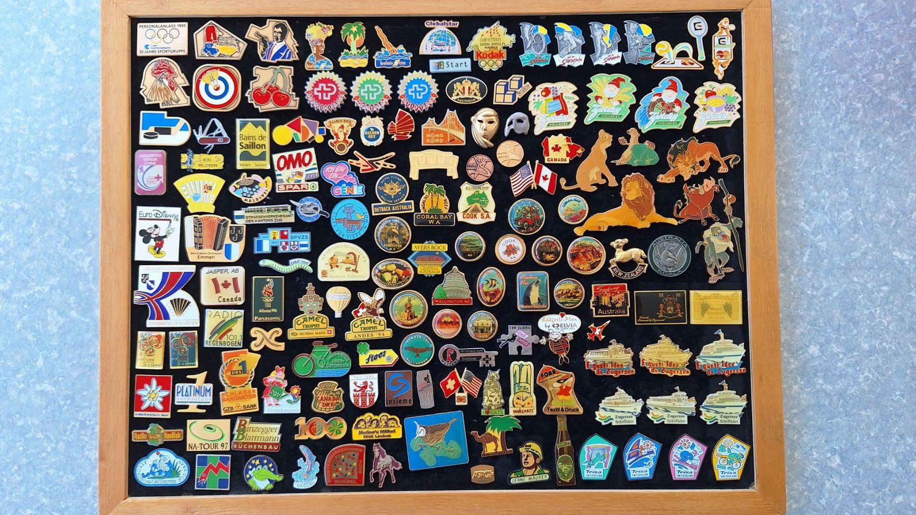 Placchette & Badge: pin – Usato da Zug venduto da Rsoak 1