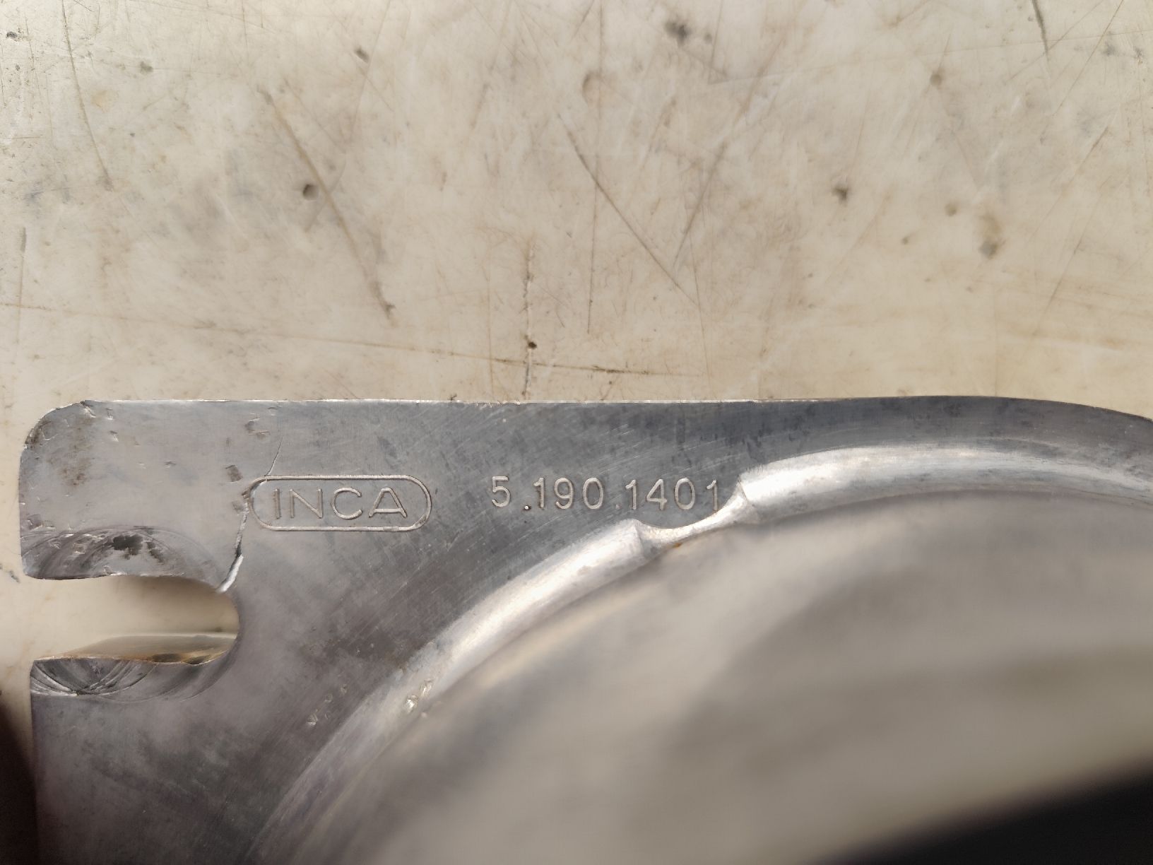 Altro per industria metallurgica: INCA Motorträger – Difettoso da Hellbühl venduto da 30R_R30 2