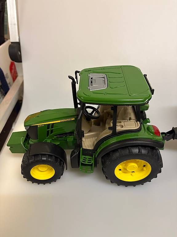 Jouets: Bruder Traktor mit Anhänger – D'occasion à Adligenswil par Johnsepia 2