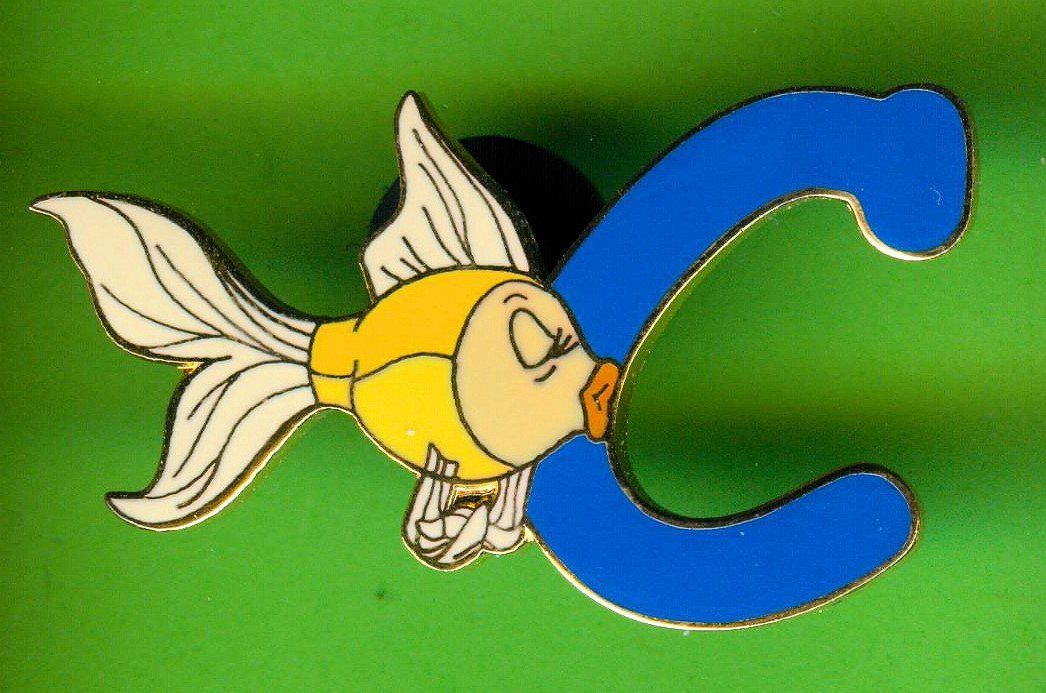 Disney Placchette & Badge: DISNEY  Alphabet    CLEO  " C " – Usato da Winterthur venduto da Sammleroase