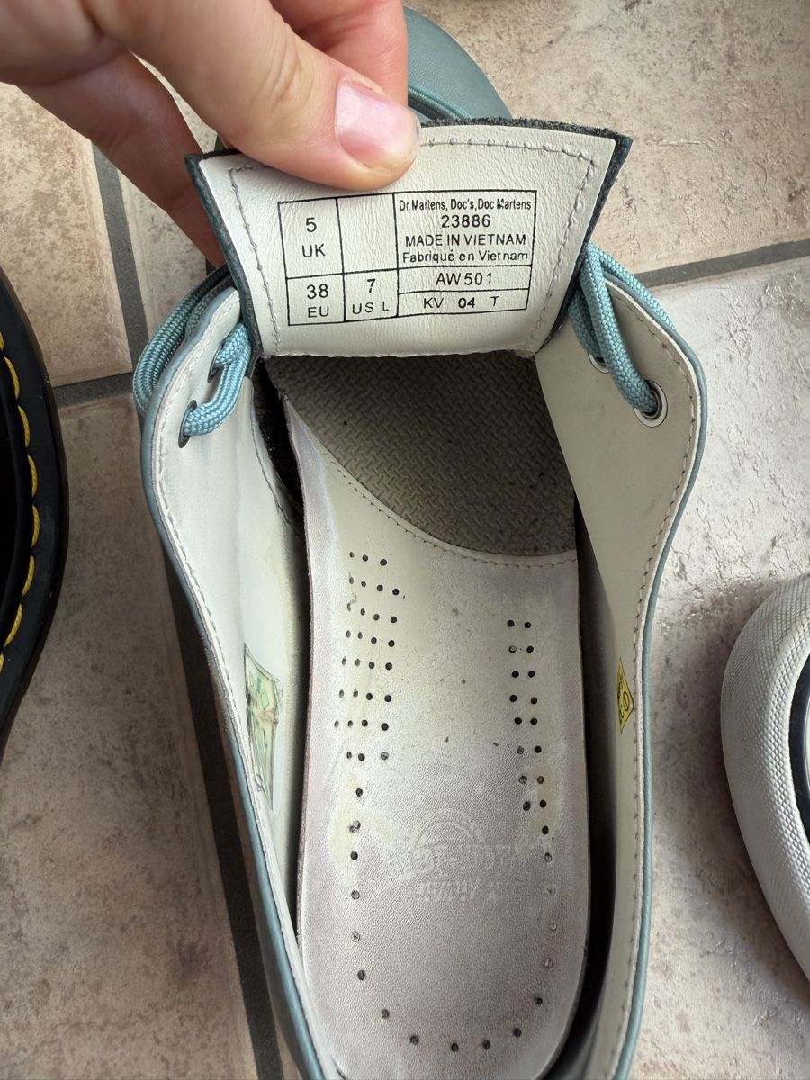 Dr. Martens Scarpe da donna: Dr Martens basses bleu taille 38 – Usato da Founex venduto da Hyrienne 5