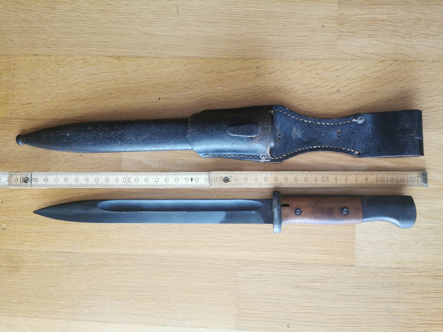 Posate: Messer mit Scheide – Usato da Kreuzlingen venduto da Mietze_34 1