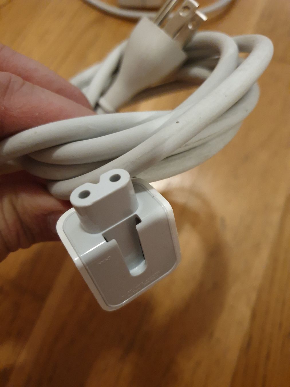 Apple Cavi: Apple MagSafe Ladekabel 012 – Usato da Ittigen venduto da Ziok187 2