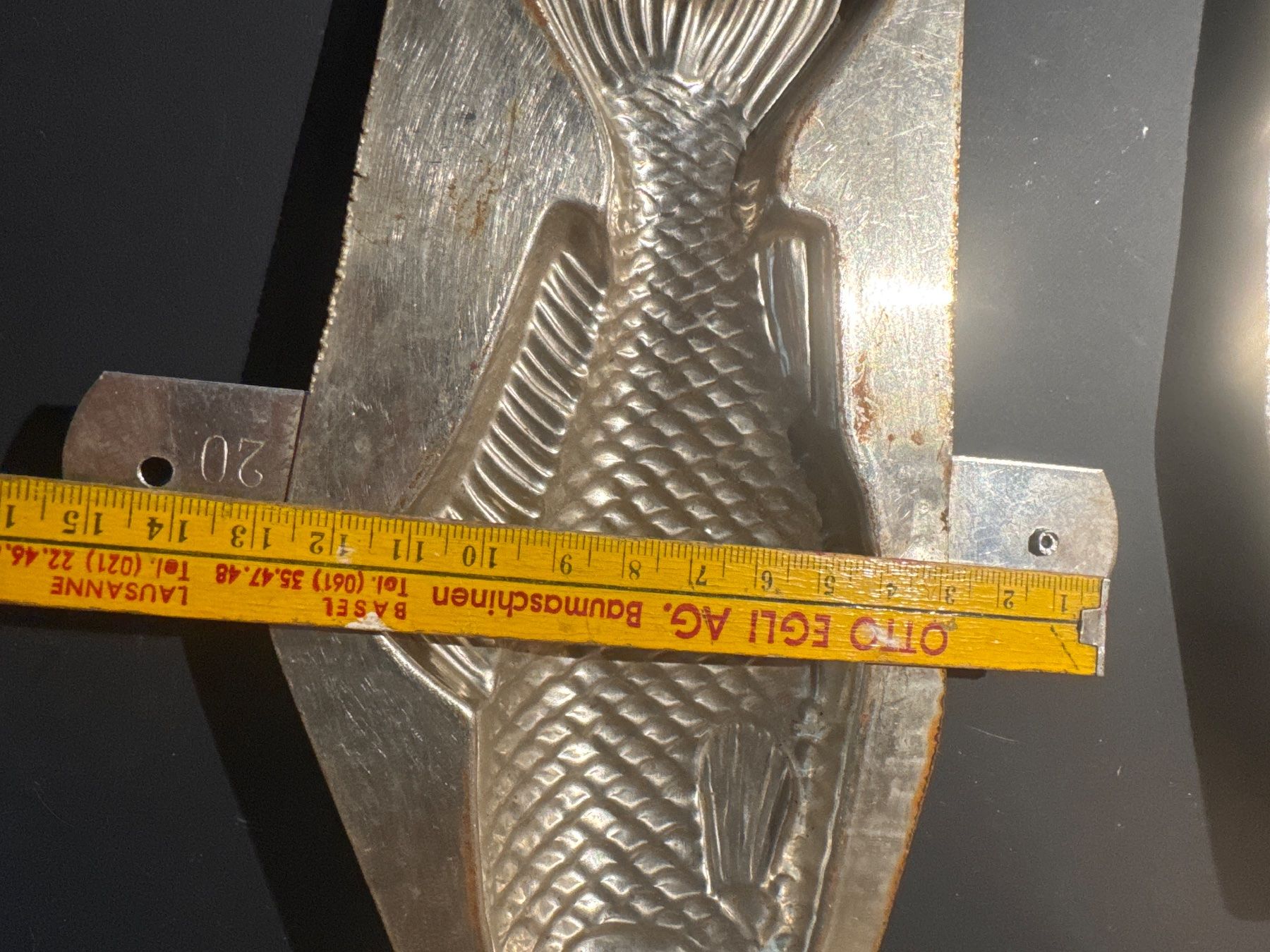 Teglie da forno: Moule chocolat schokoladenform poisson 20cm – Usato da Lajoux JU venduto da Briard0 3