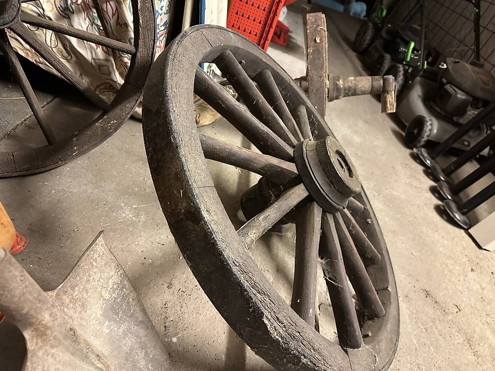 Pneus & Roues: Vendo 3 ruote antiche – D'occasion à Astano par WGosteli 4