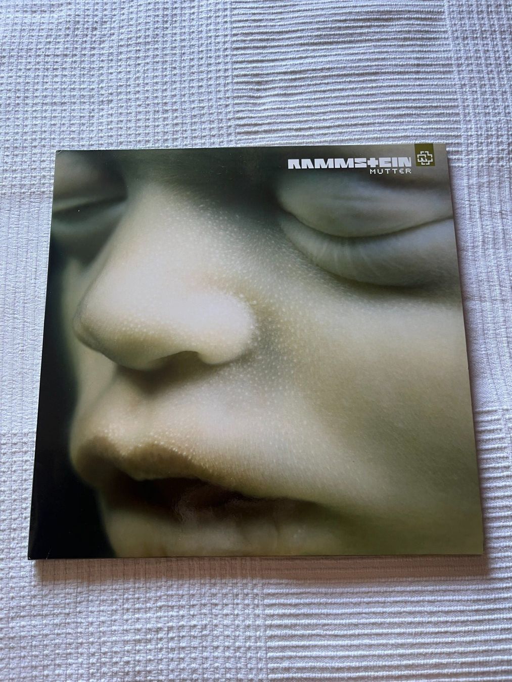 Dischi in vinile: Rammstein - Mutter 2x Vinyl LP – Usato da Effretikon venduto da ChrisLamberger