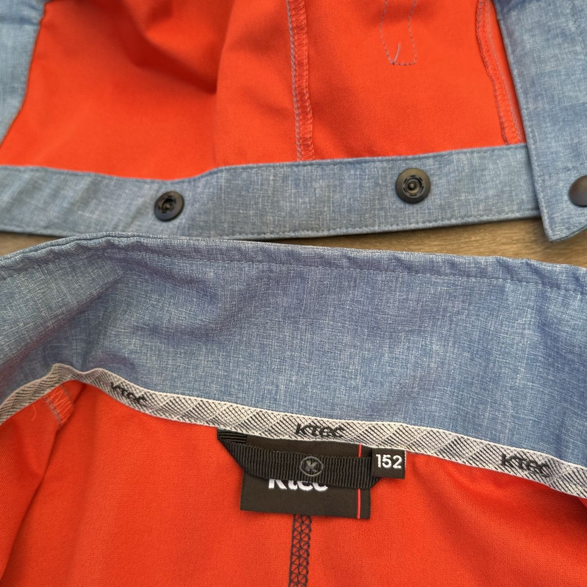 Giacche: K-Tec Softshelljacke Gr. 152 | Blau mit Kapuze, Top – Usato da Sulgen venduto da millowillow 5
