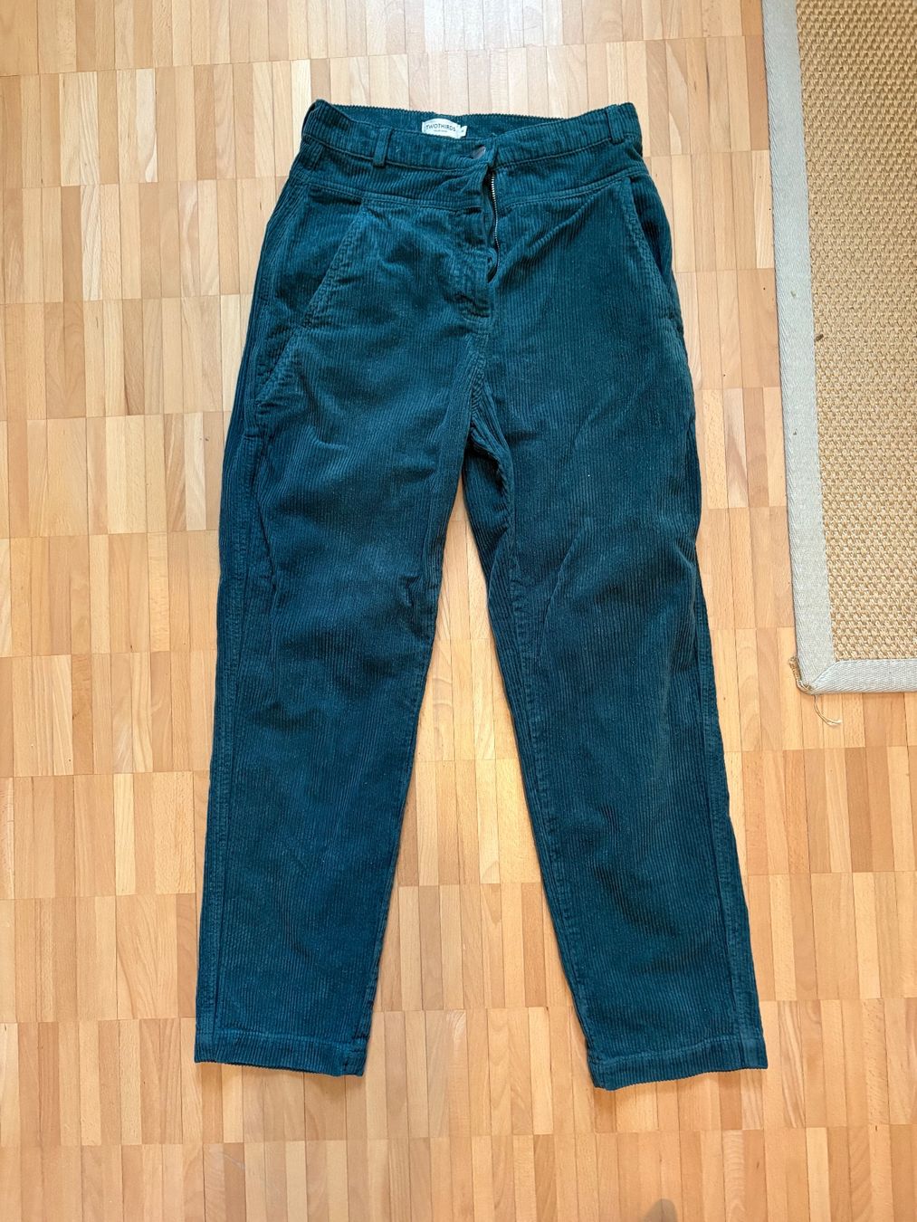 Pantaloni: Two thirds pants – Usato da Fribourg venduto da Anaisschneider