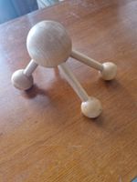 Massagegerät aus Holz mit Smiley Motiv guter Zustand