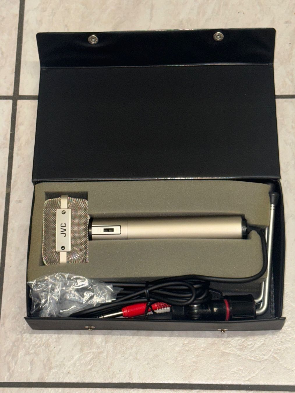 JVC Microfoni: JVC M-201 Stereo Condenser Microphone – Usato da Kaiseraugst venduto da Drasa 1