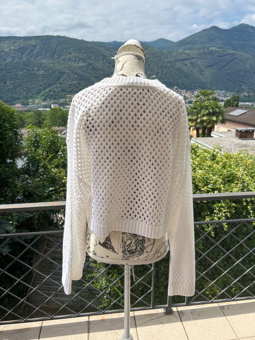 H&M Maglioni & Felpe: Pullover H&M Neu (M) – Nuovo e nell'imballaggio originale da Vezia venduto da sidu03 1