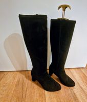 botte a mi-genoux en daim noir, portée 2 fois
