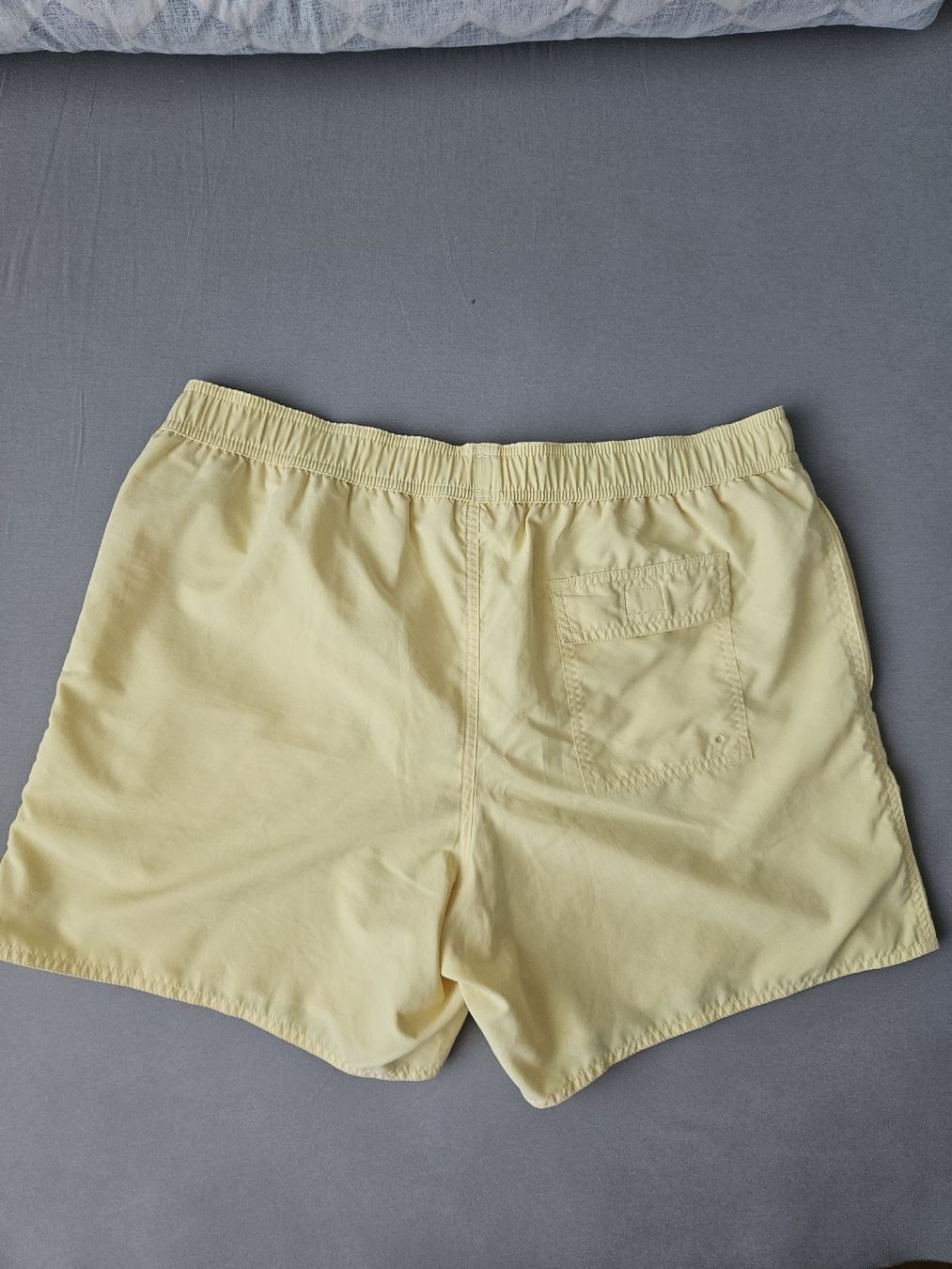 Lacoste Badehosen: Lacoste Badehose, gelb, Grösse L – Gebraucht aus Ehrendingen von Chelsea_007 2