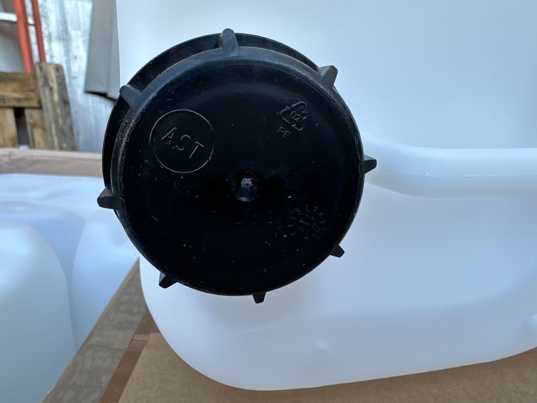 Sonstiges Fahrzeugzubehör: 8Stk. neue 5Liter Kanister – Neu und originalverpackt aus Necker von liq24 1