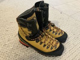 LA SPORTIVA Bergstiefel Grösse 43