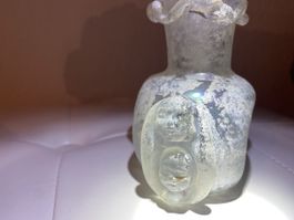 Irisierende Scavo-Vase